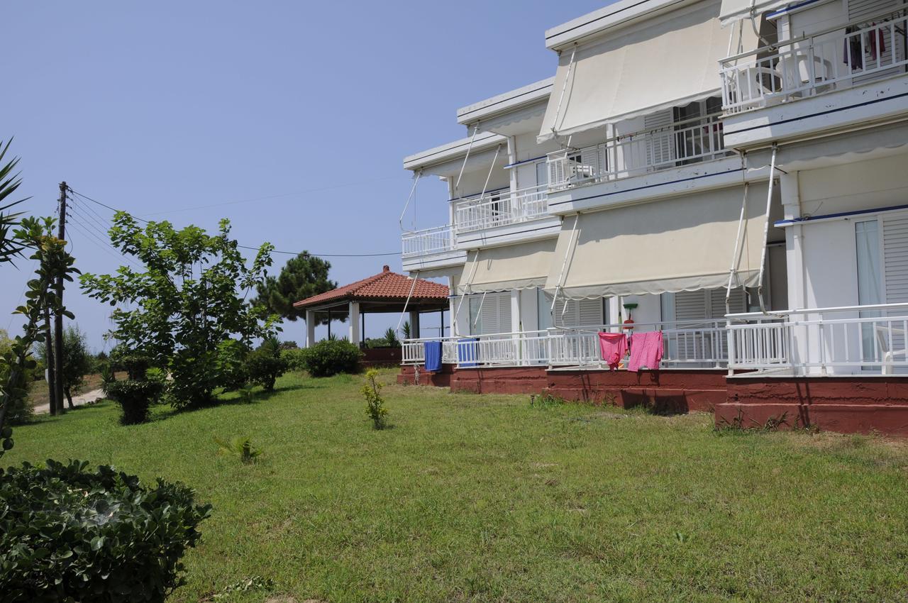 Apartments Hotel Alexandros Arkoudi Bagian luar foto