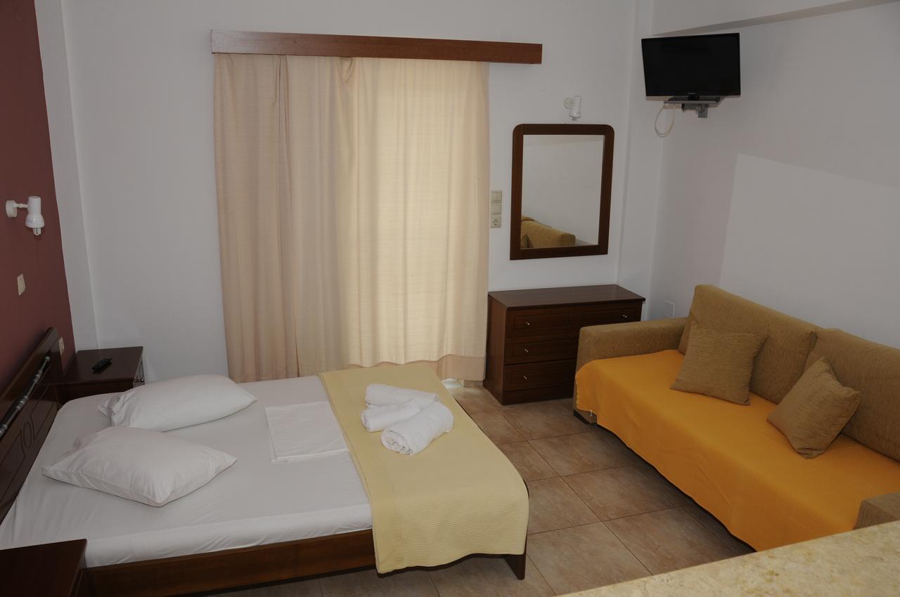 Apartments Hotel Alexandros Arkoudi Bagian luar foto